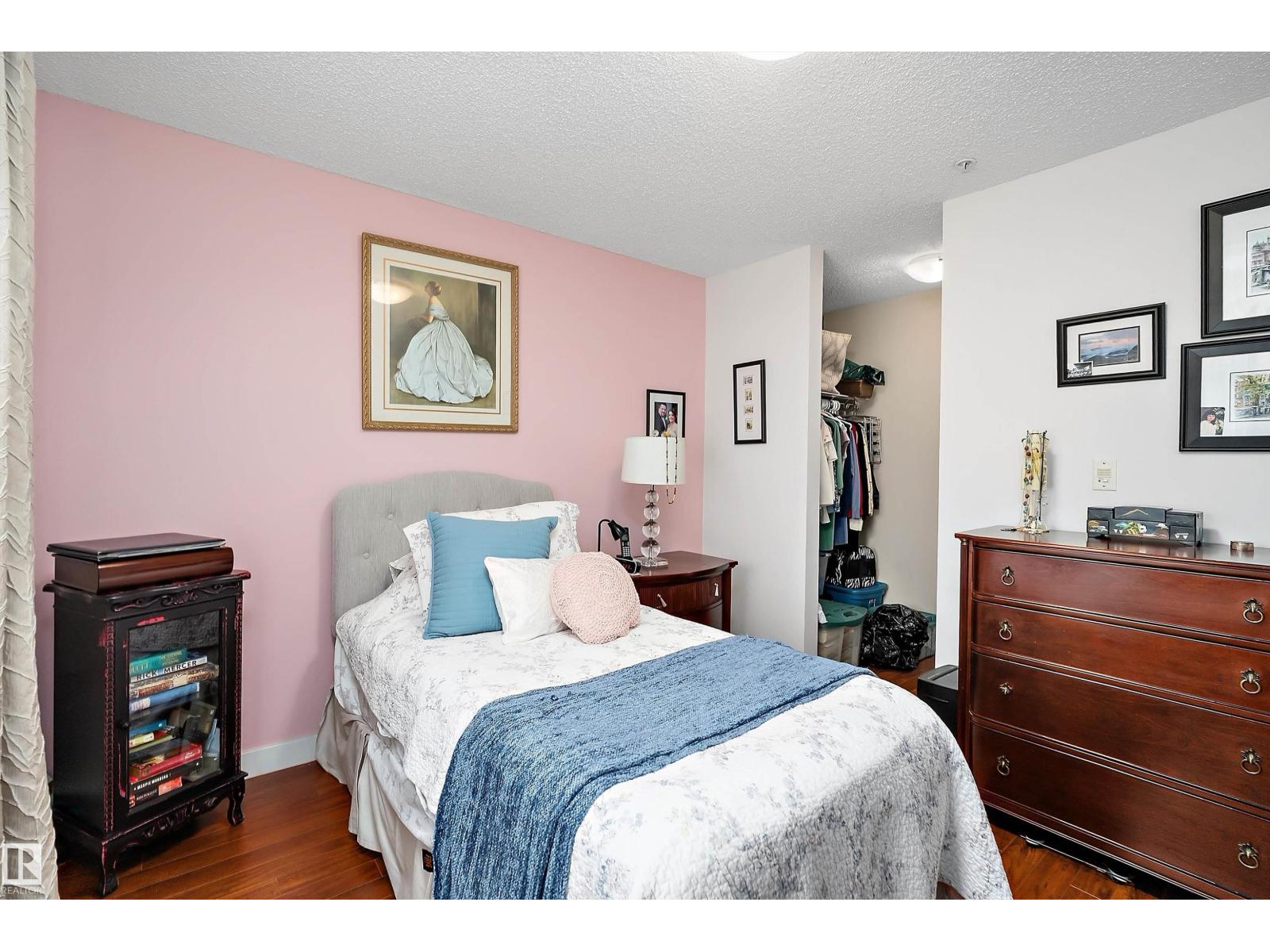 #109 12660 142 AV NW - 15