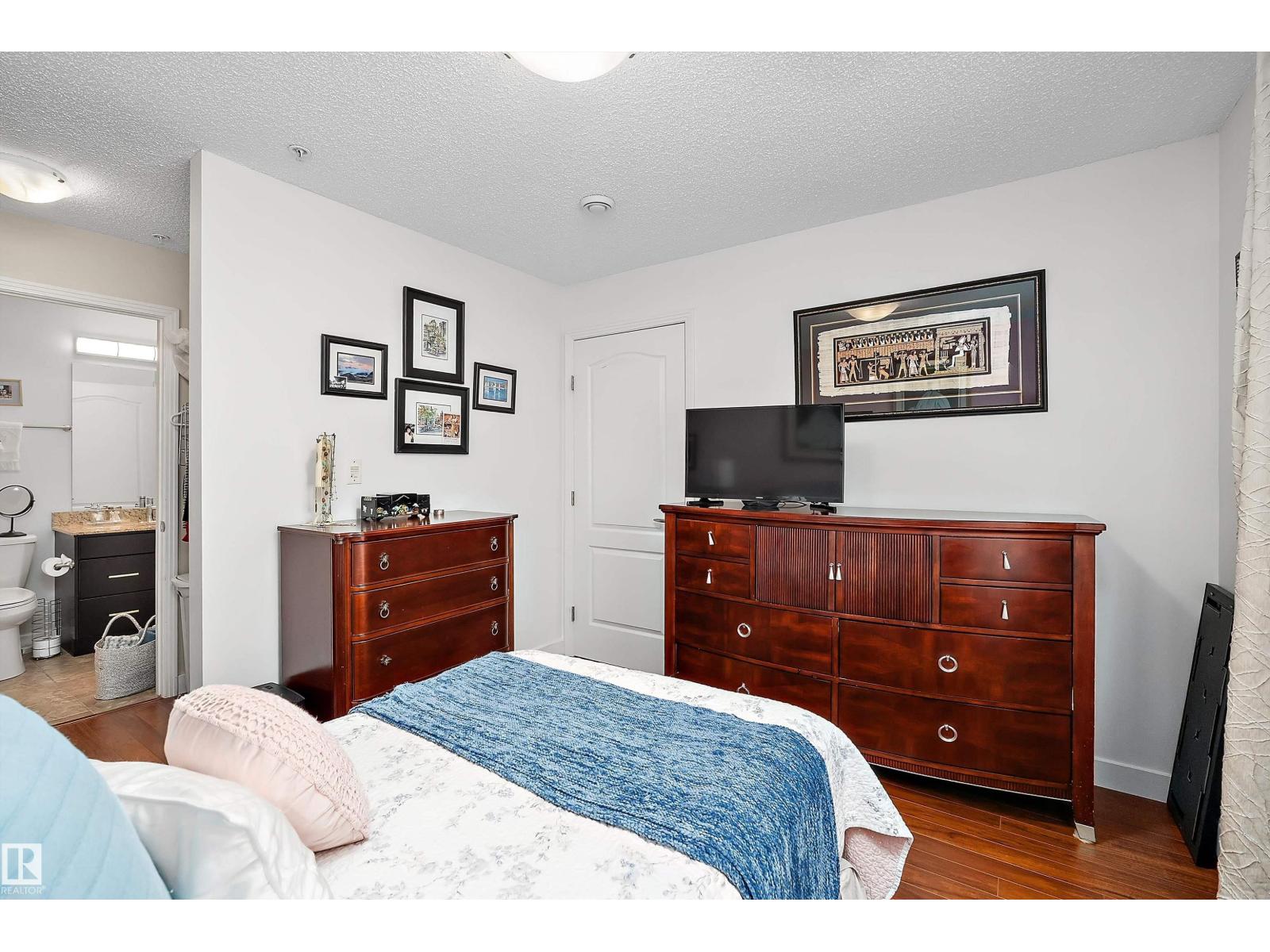 #109 12660 142 AV NW - 16