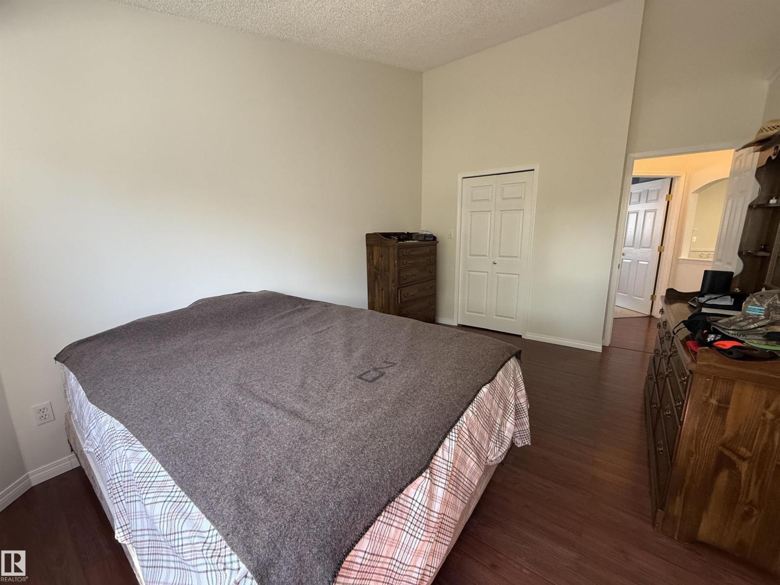 25 Heatherglen CR - 14