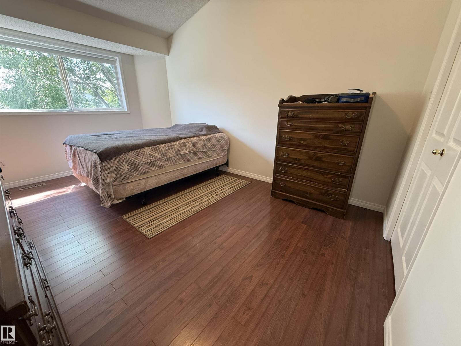 25 Heatherglen CR - 15