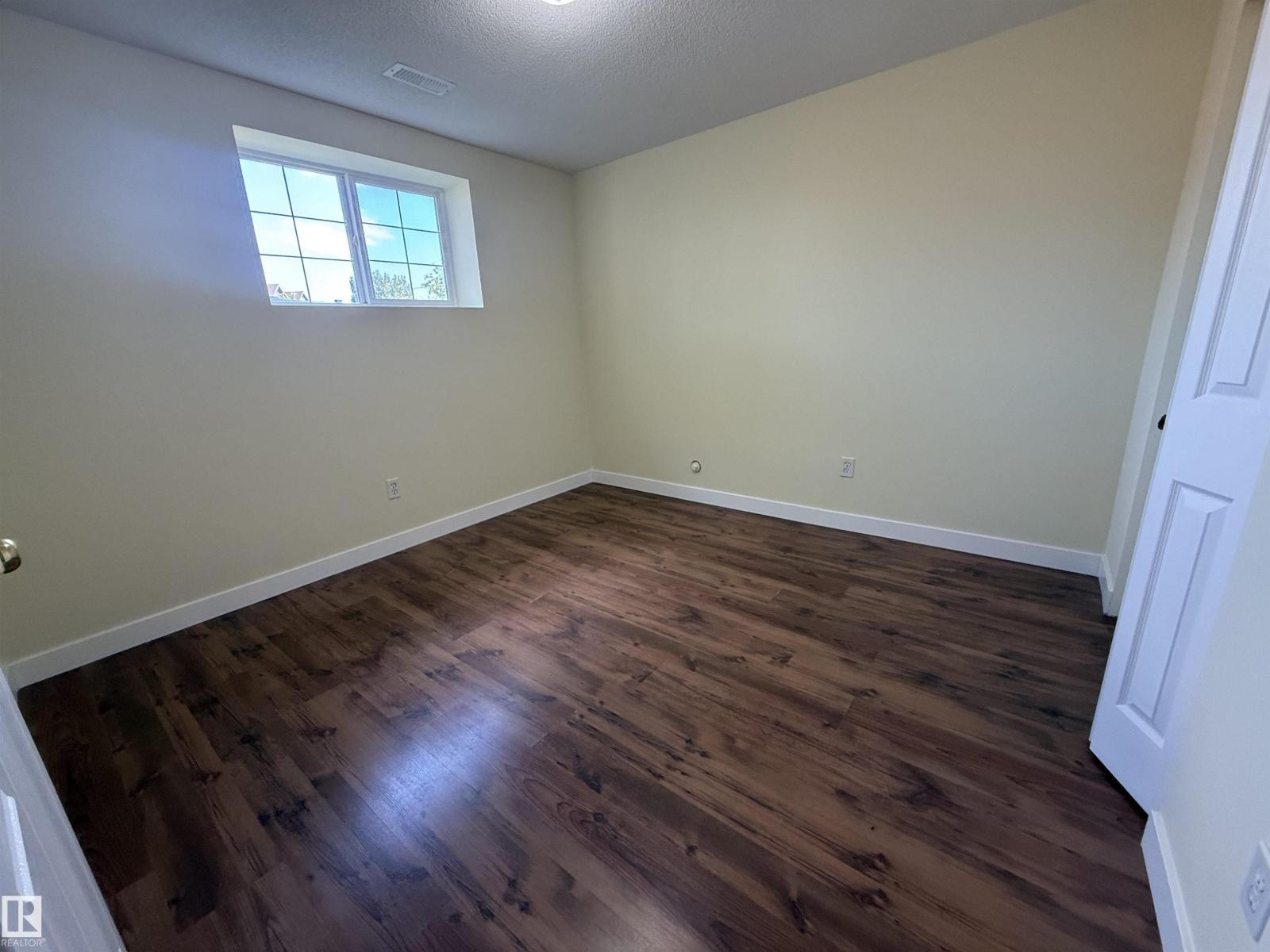 25 Heatherglen CR - 19