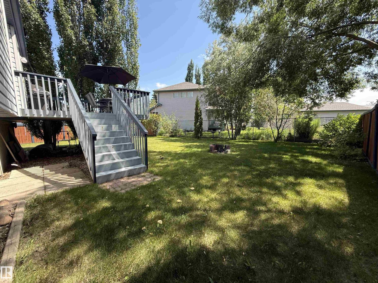 25 Heatherglen CR - 25