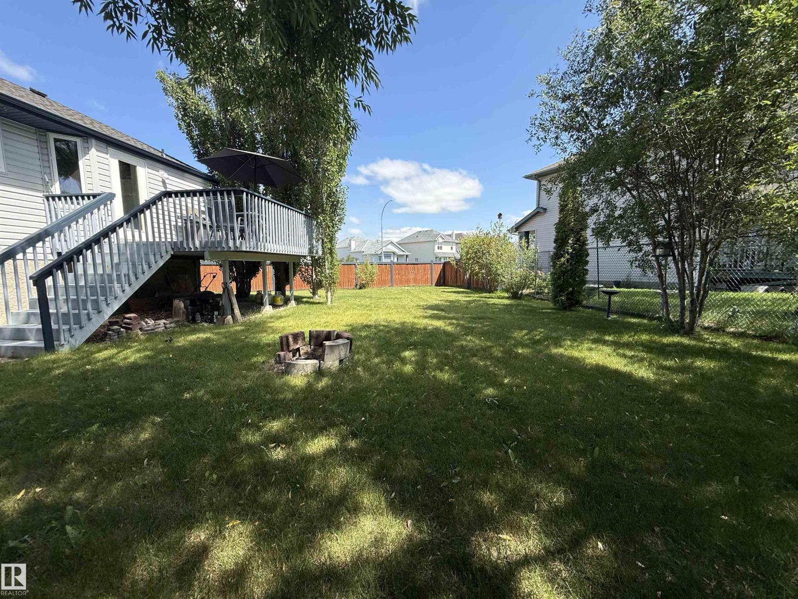 25 Heatherglen CR - 27