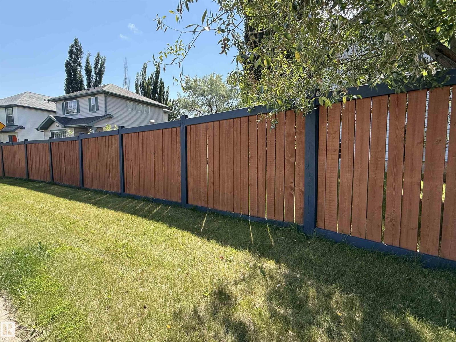 25 Heatherglen CR - 34
