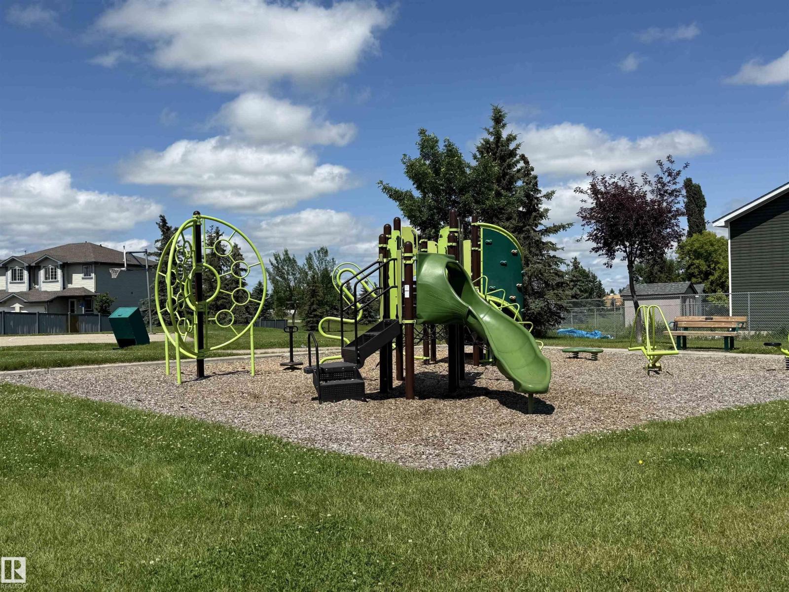 25 Heatherglen CR - 37