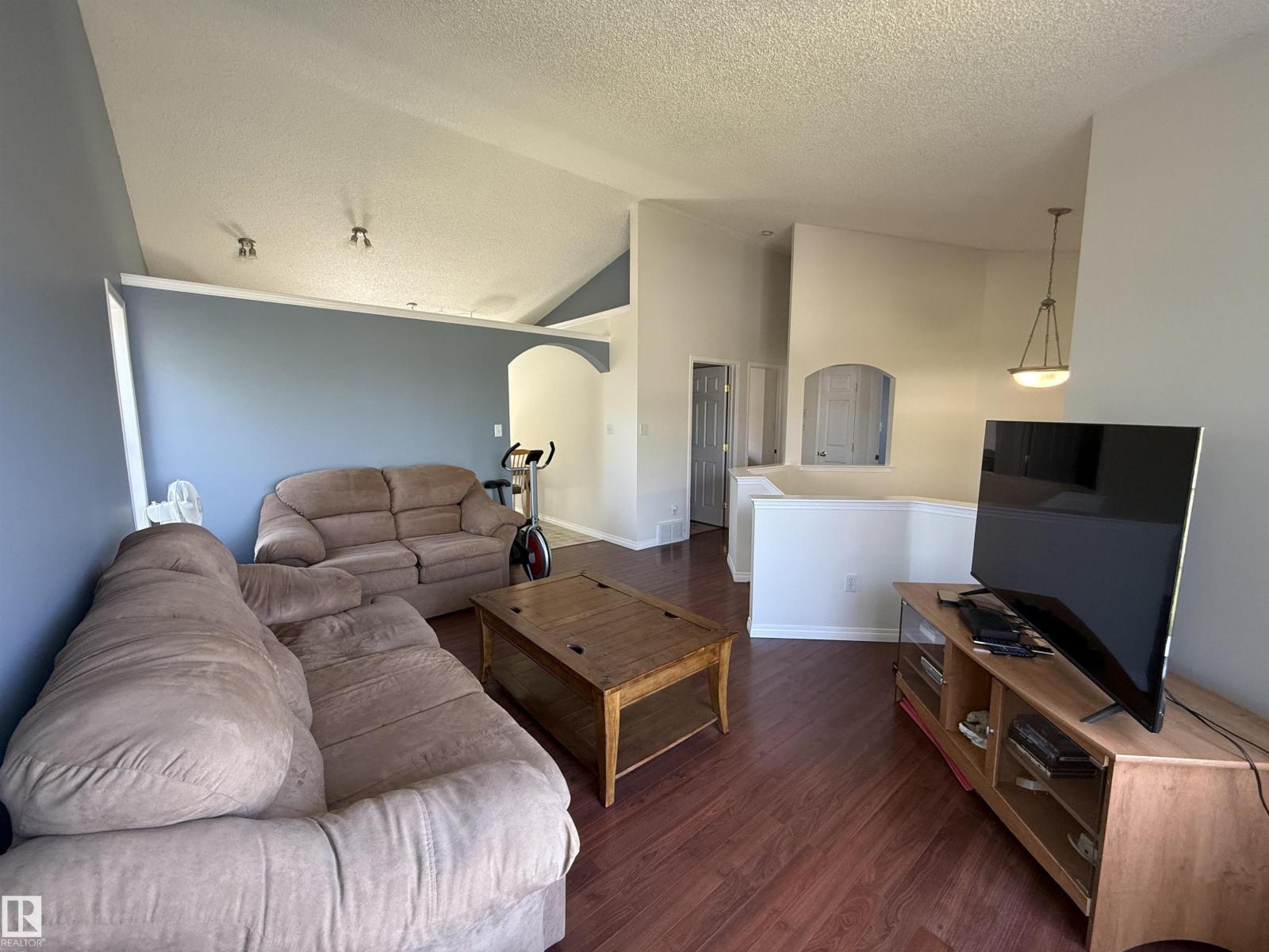 25 Heatherglen CR - 5