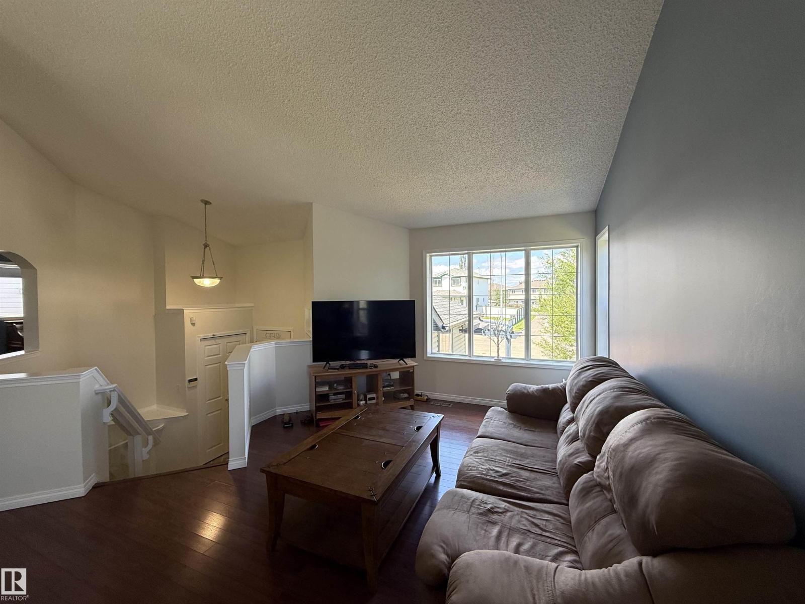 25 Heatherglen CR - 6