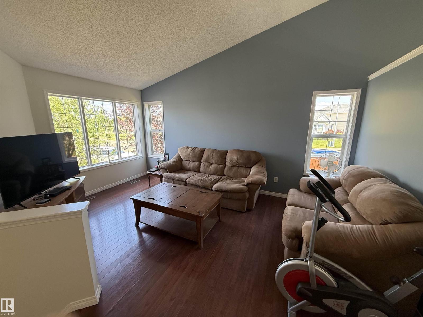 25 Heatherglen CR - 7
