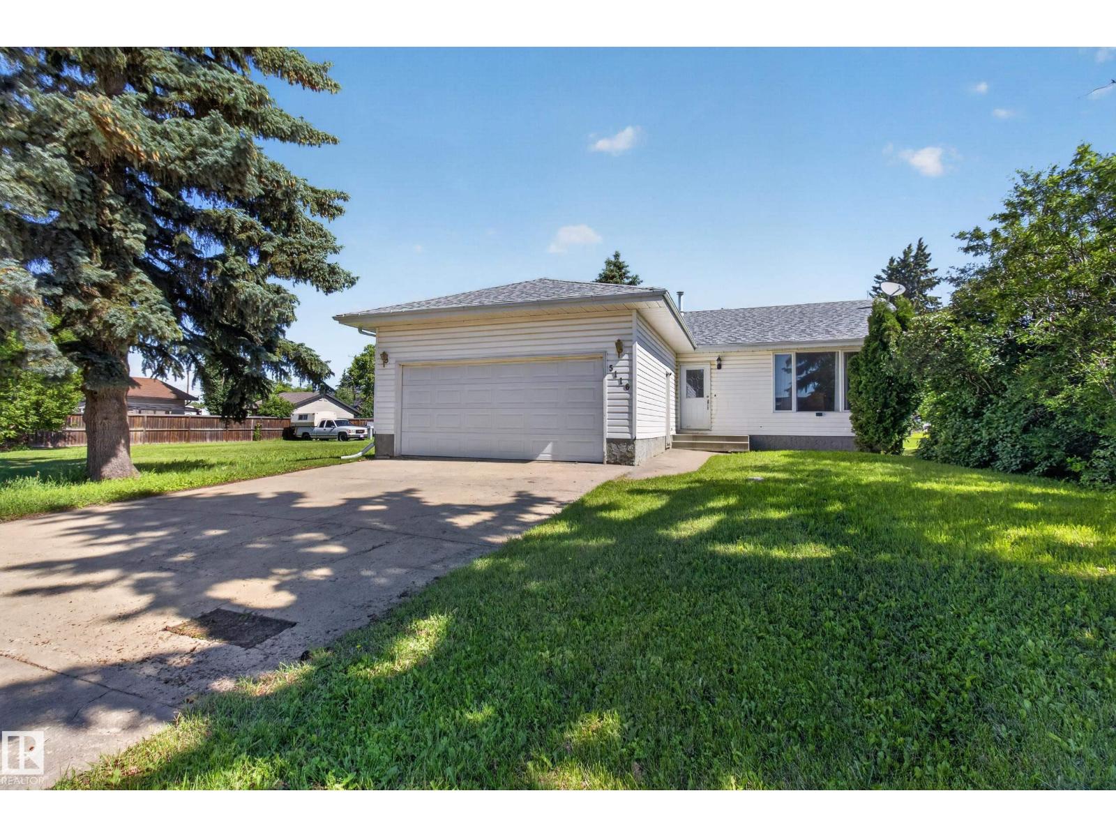 5116 52 Ave - photo 2