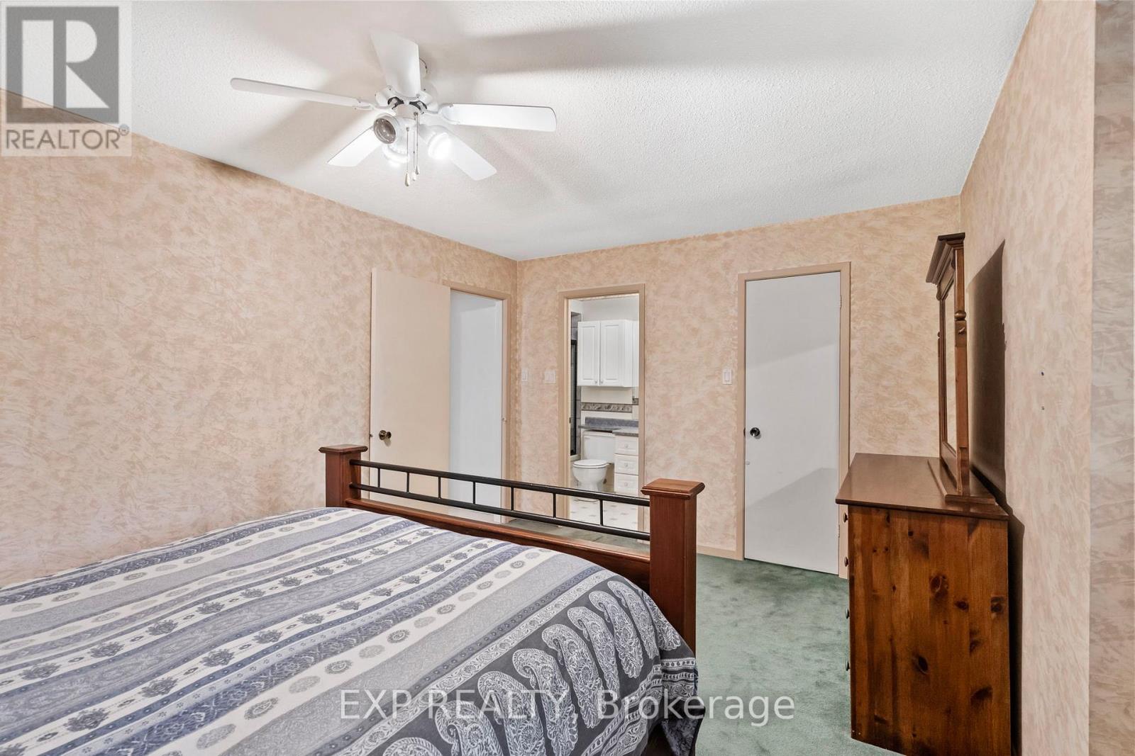 25 LILAC AVENUE - Image 22