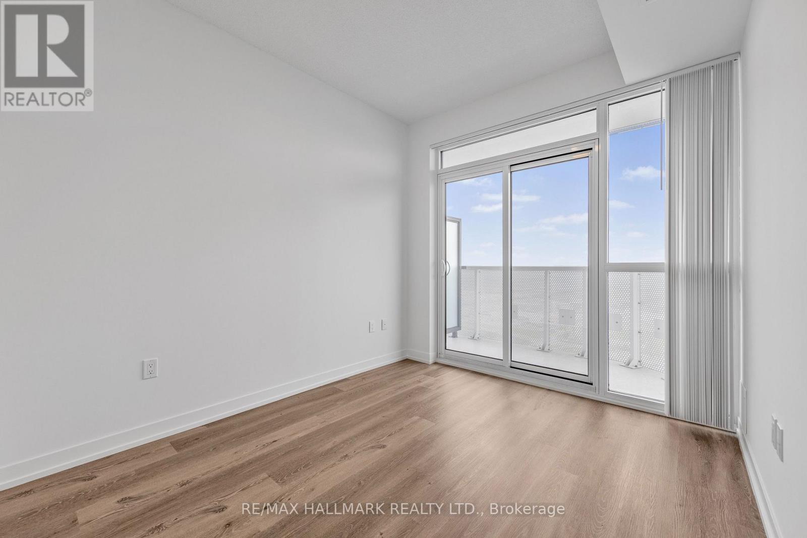#4312 225 COMMERCE STREET - 15