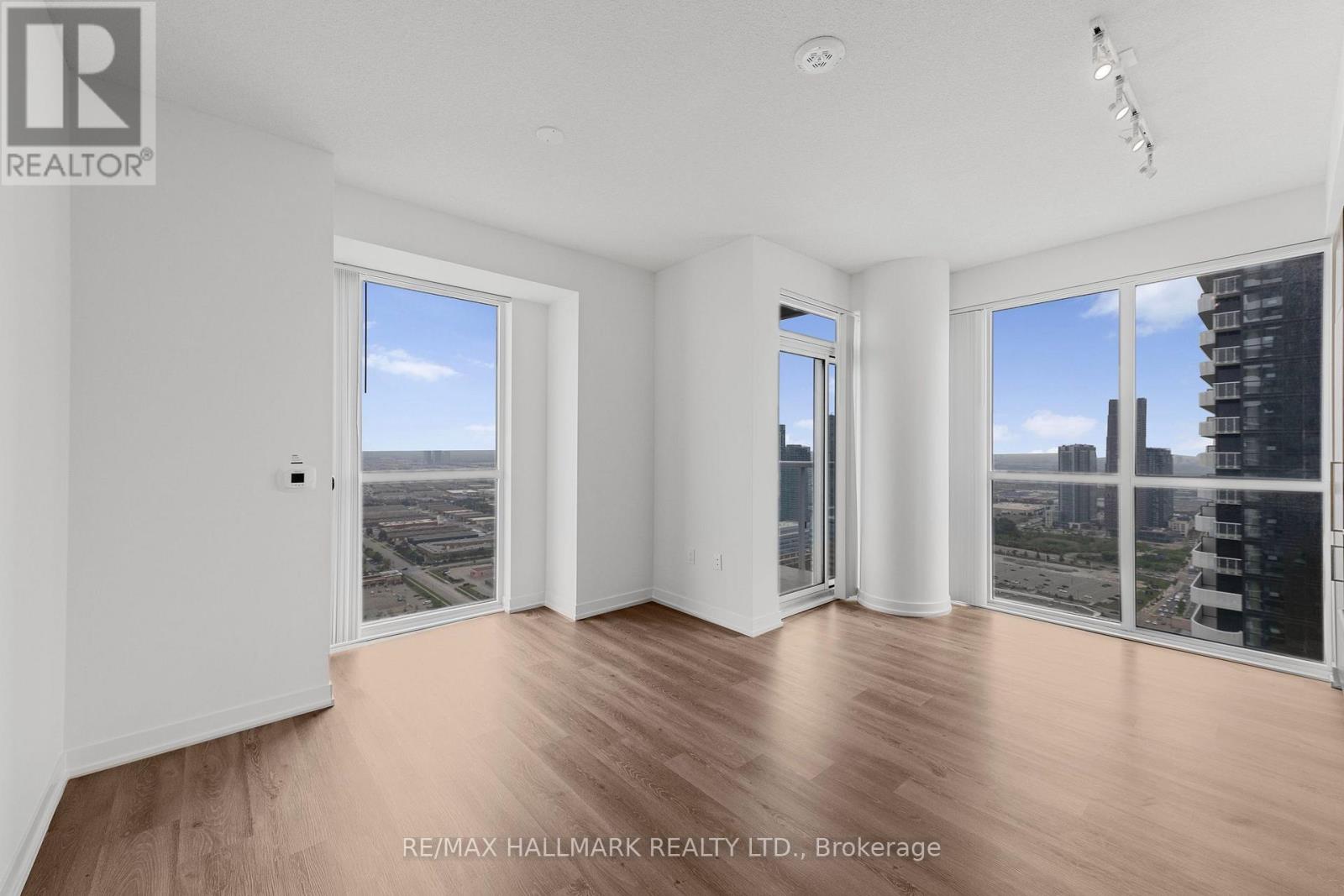 #4312 225 COMMERCE STREET - 10