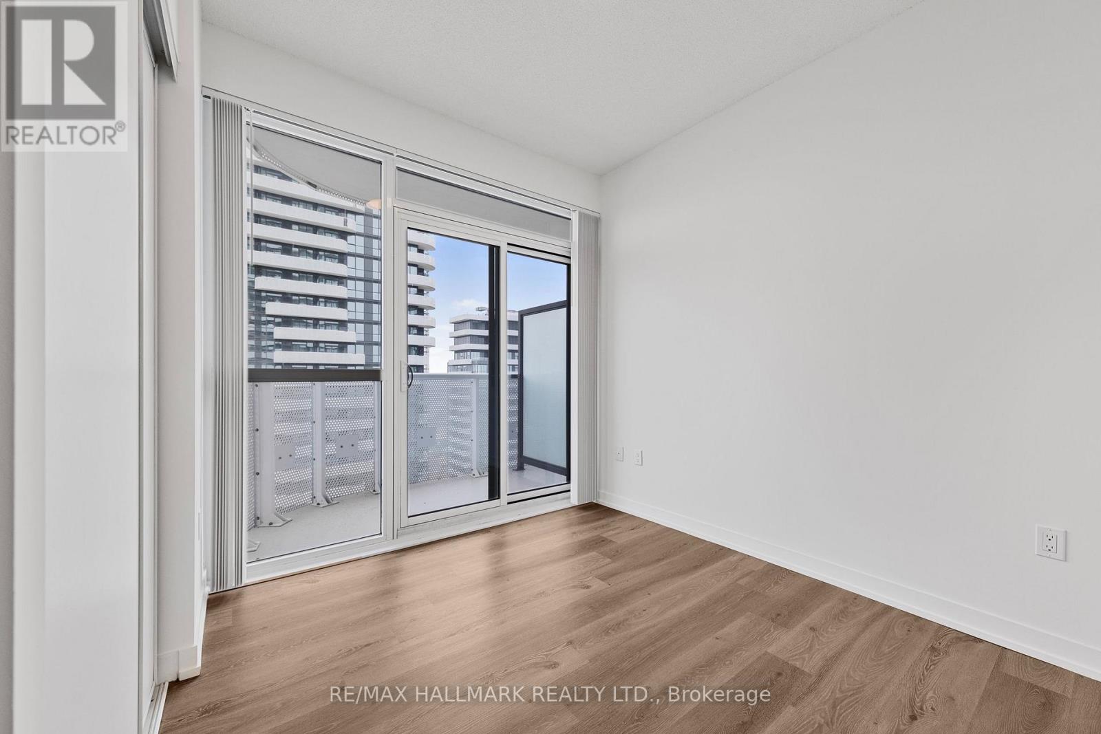 #4312 225 COMMERCE STREET - 8