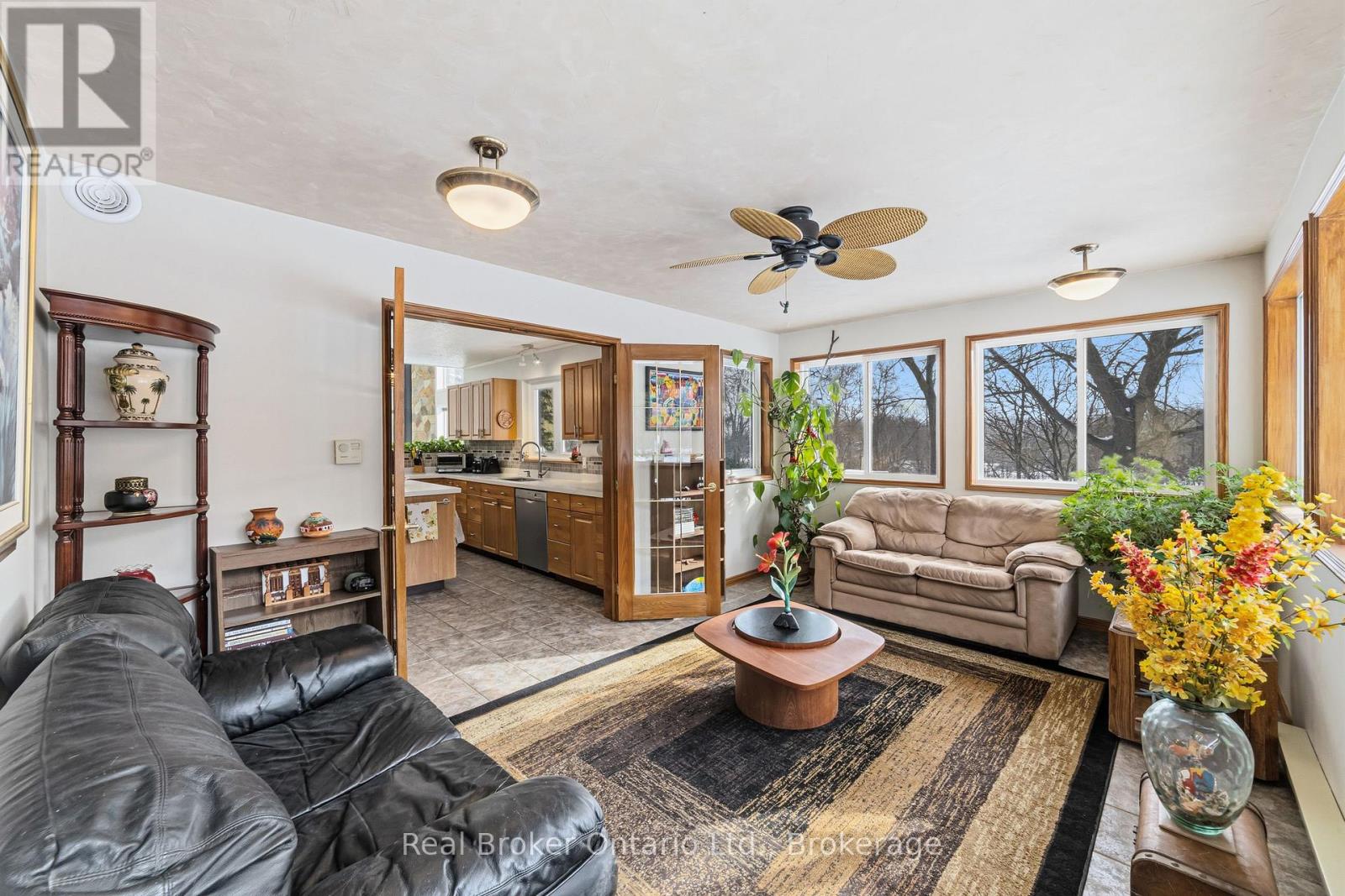 295 BRANT ROAD - 12