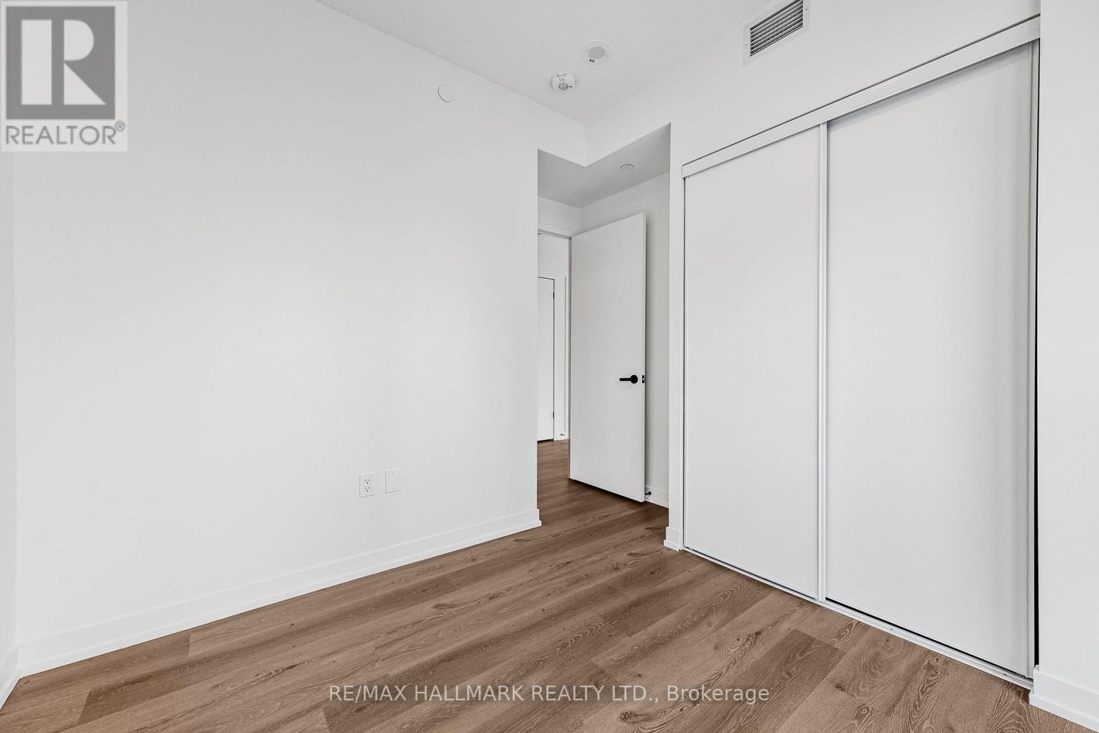 #4312 225 COMMERCE STREET - 9