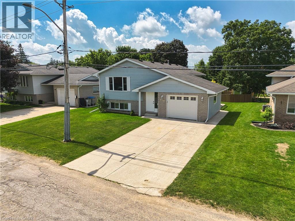 718 EDGAR Street W - 39