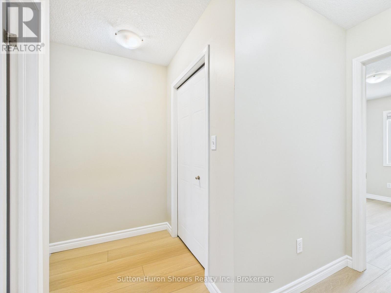 #2 409 JOSEPH STREET - 17