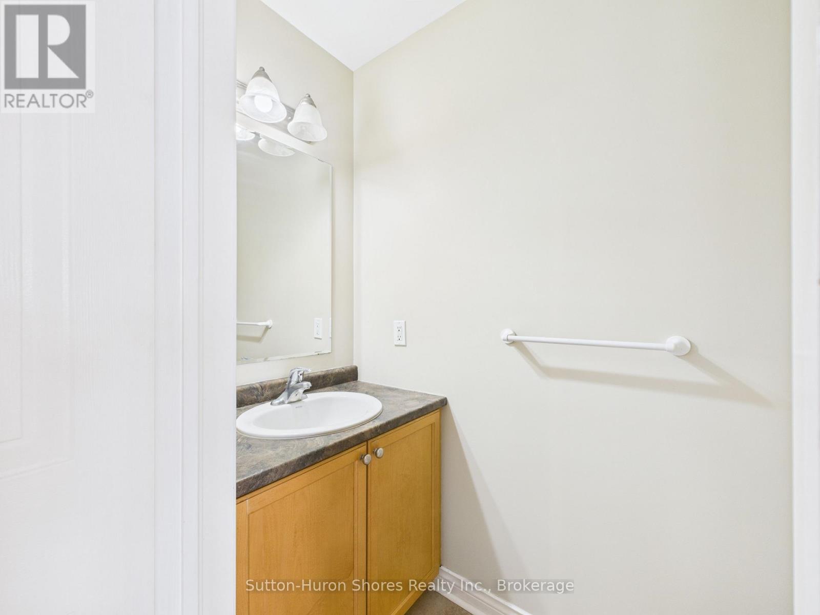 #2 409 JOSEPH STREET - 15