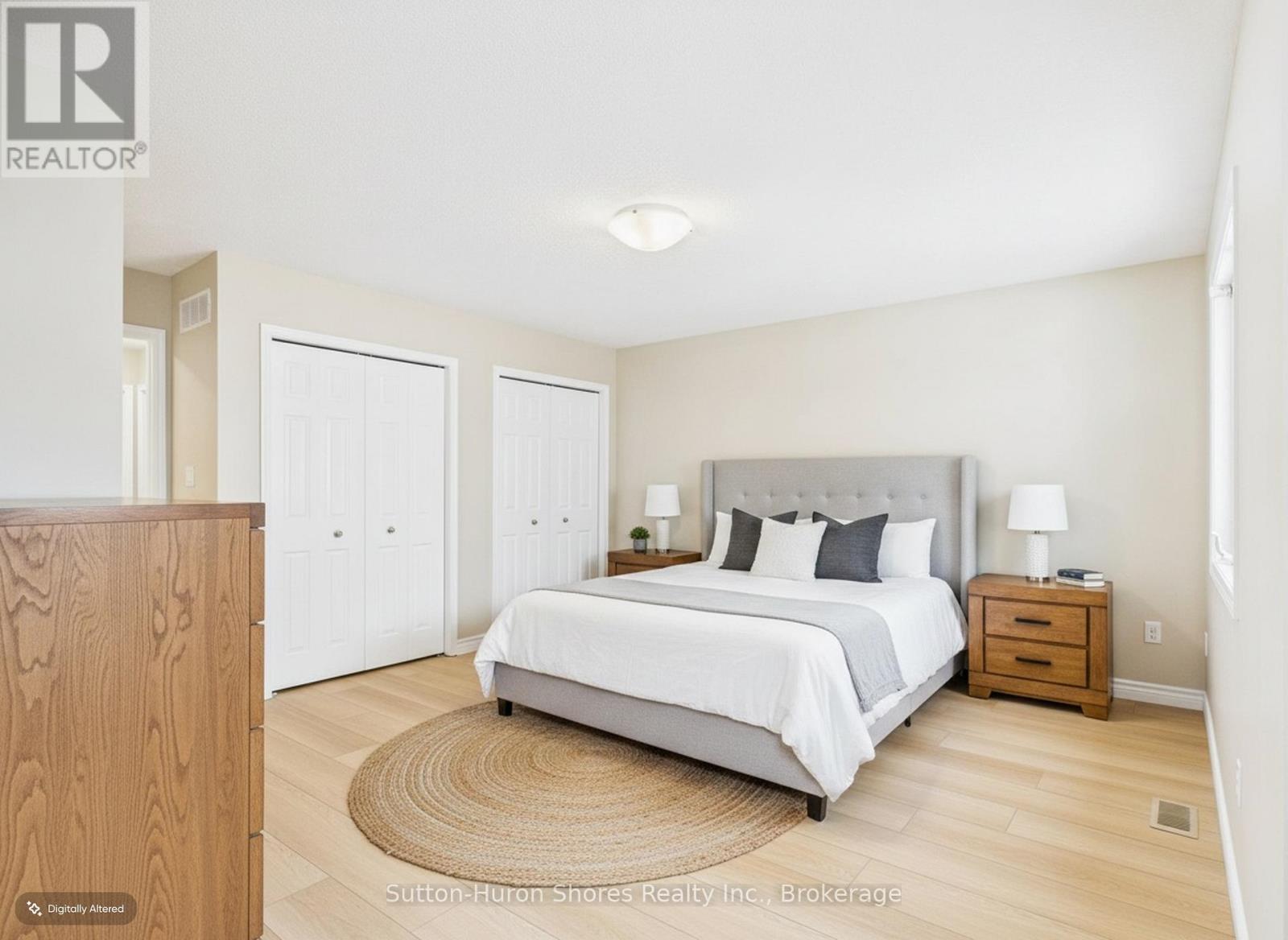 #2 409 JOSEPH STREET - 4