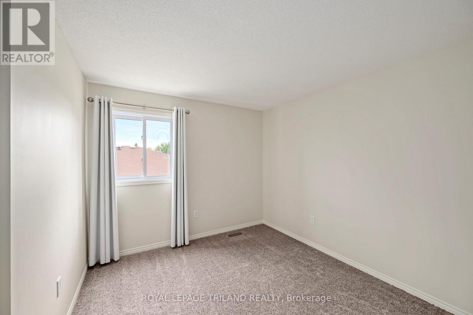 83 BONAVENTURE DRIVE - 19