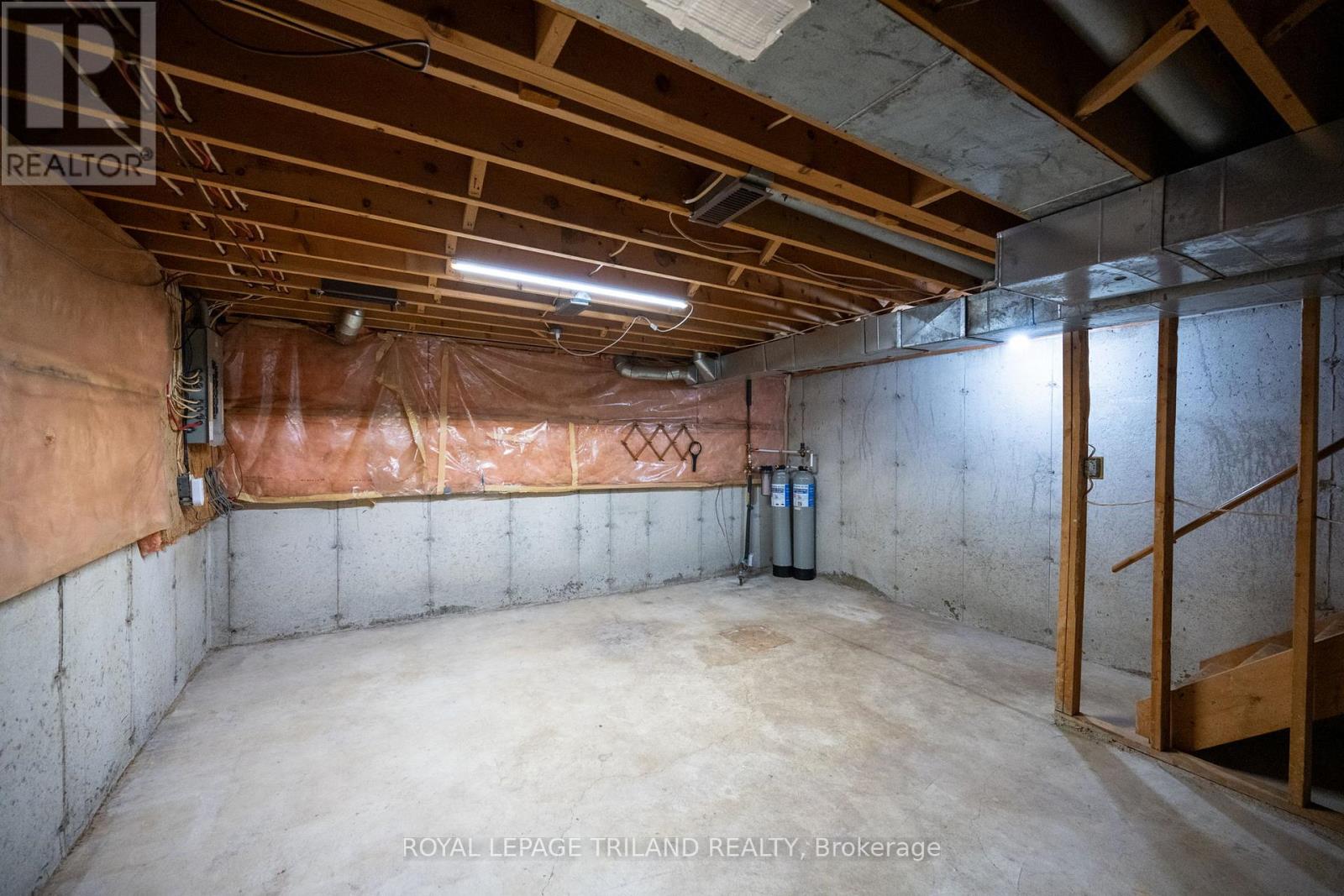 83 BONAVENTURE DRIVE - 26