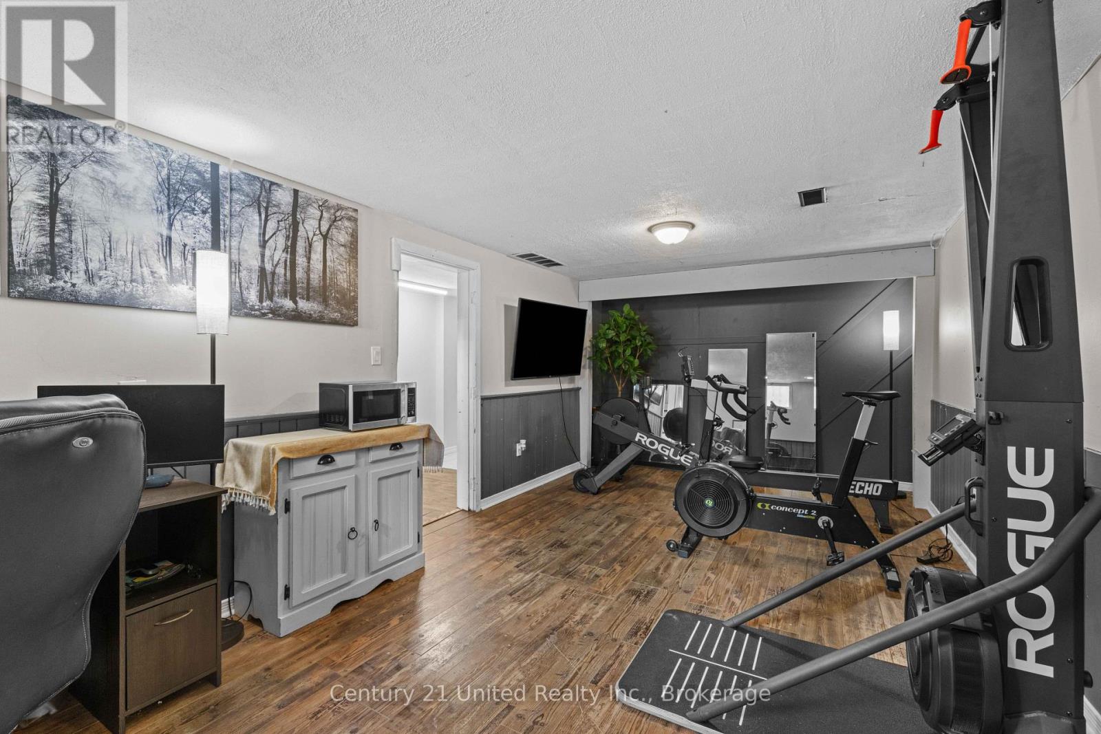 107 STRICKLAND STREET - 17