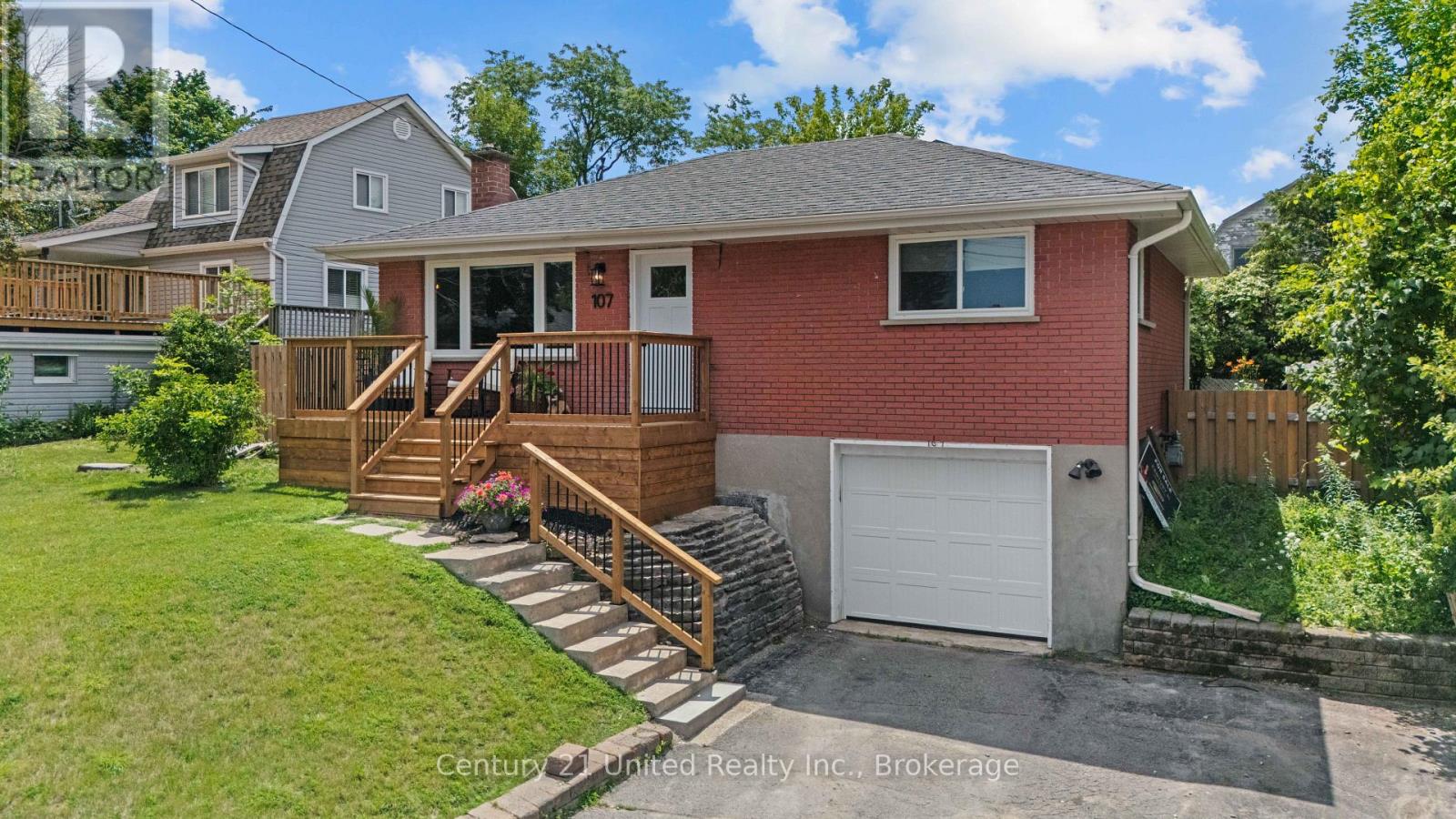 107 STRICKLAND STREET - 18