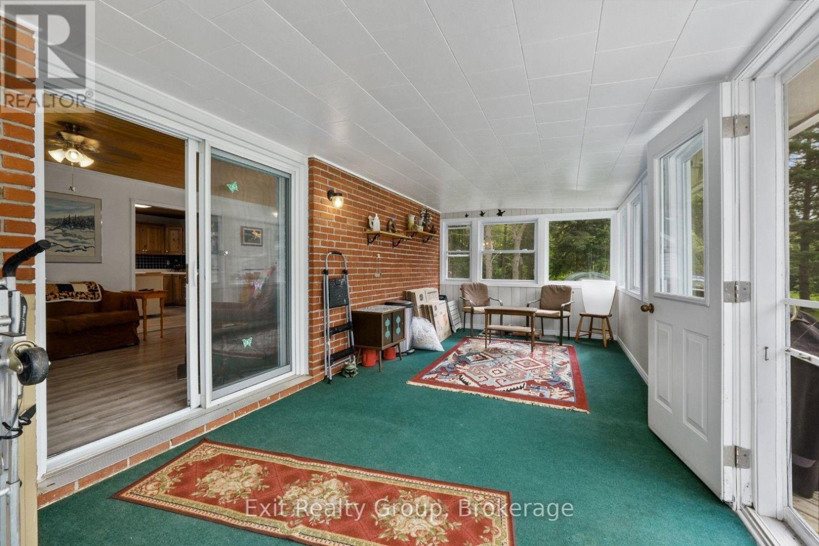31 BIRCHWOOD COURT - 14