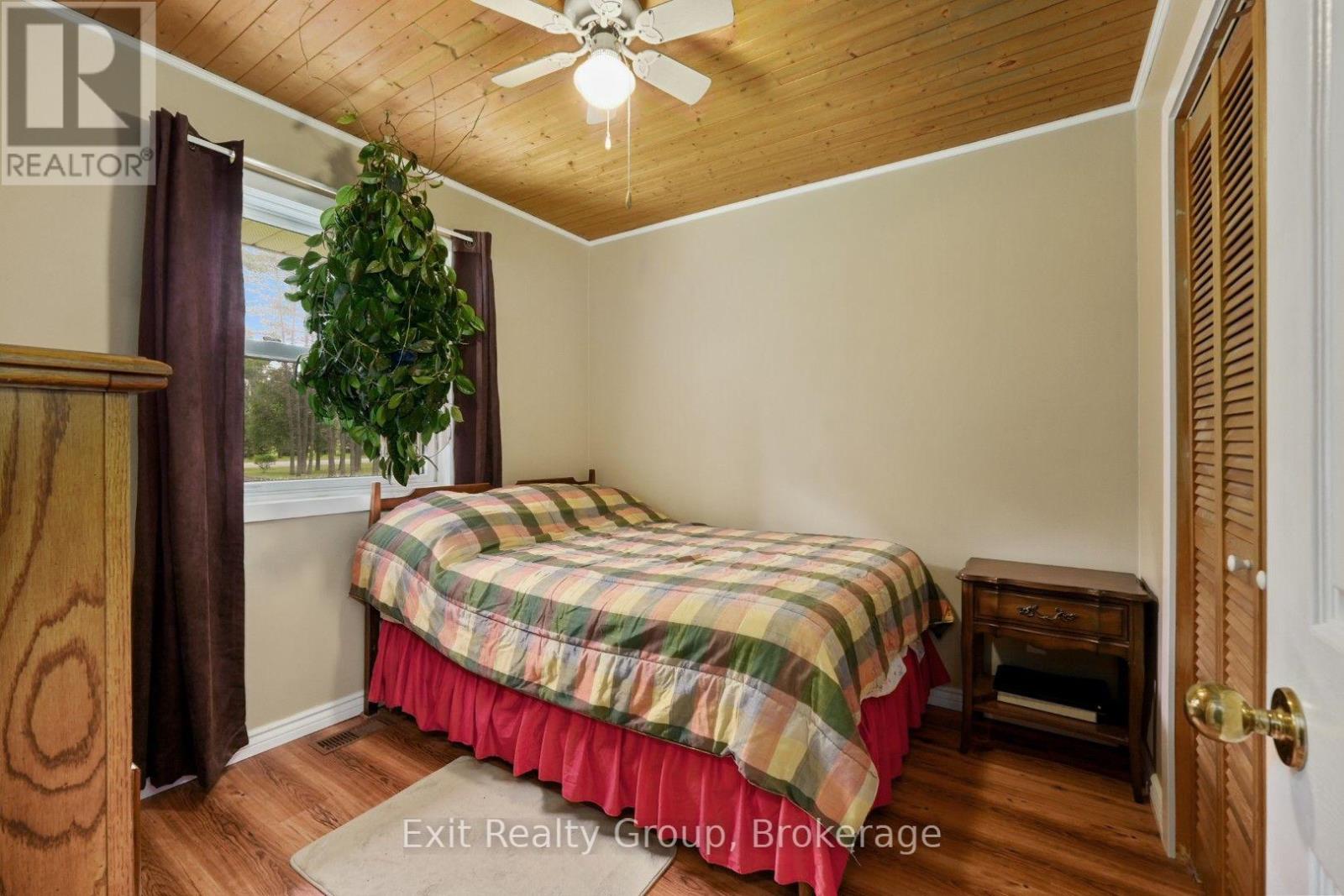 31 BIRCHWOOD COURT - 20