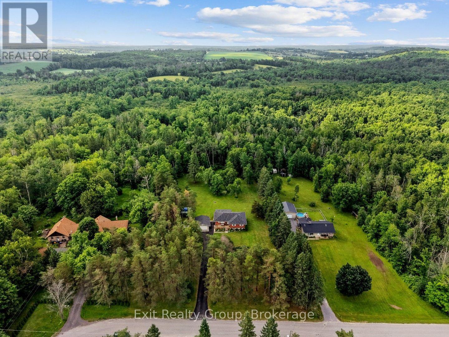 31 BIRCHWOOD COURT - 44