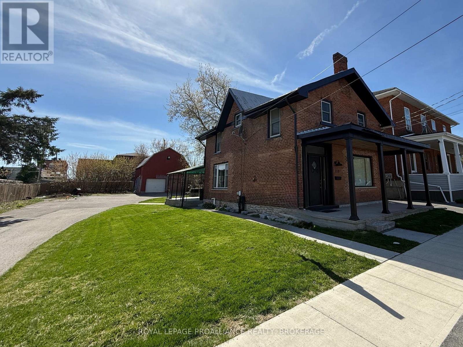 118 EAST STREET E - 3