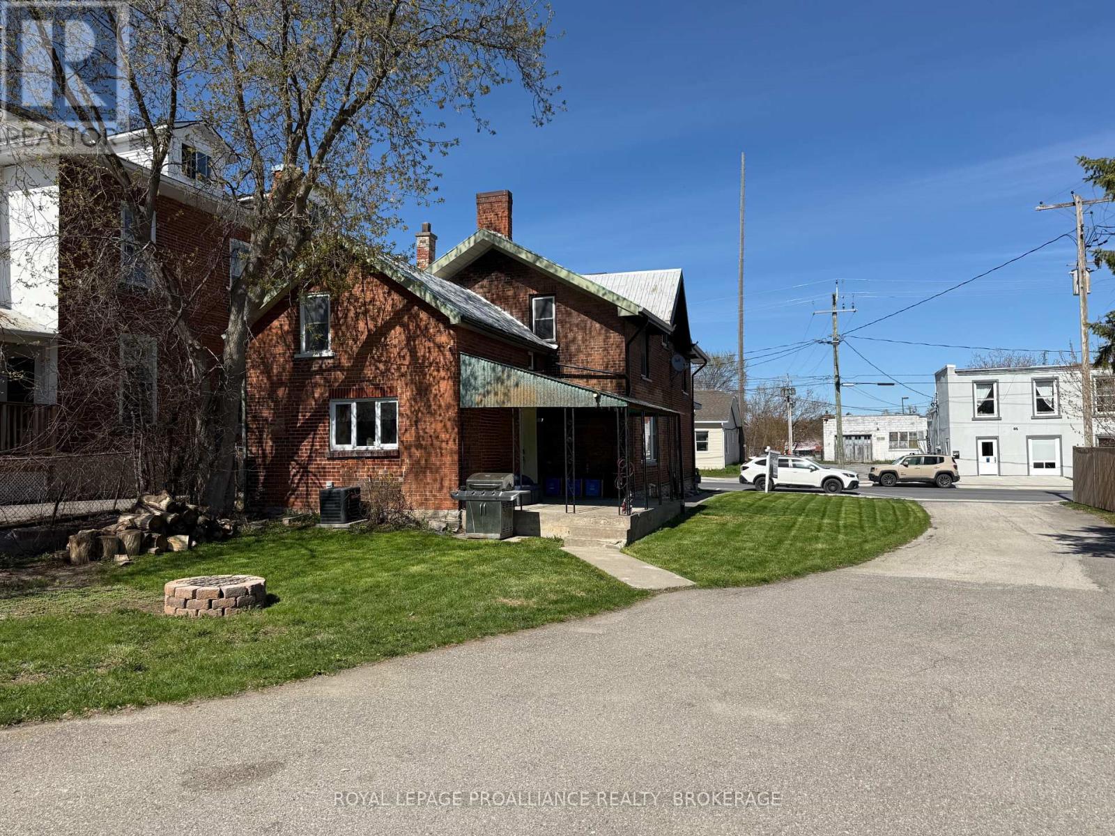 118 EAST STREET E - 31