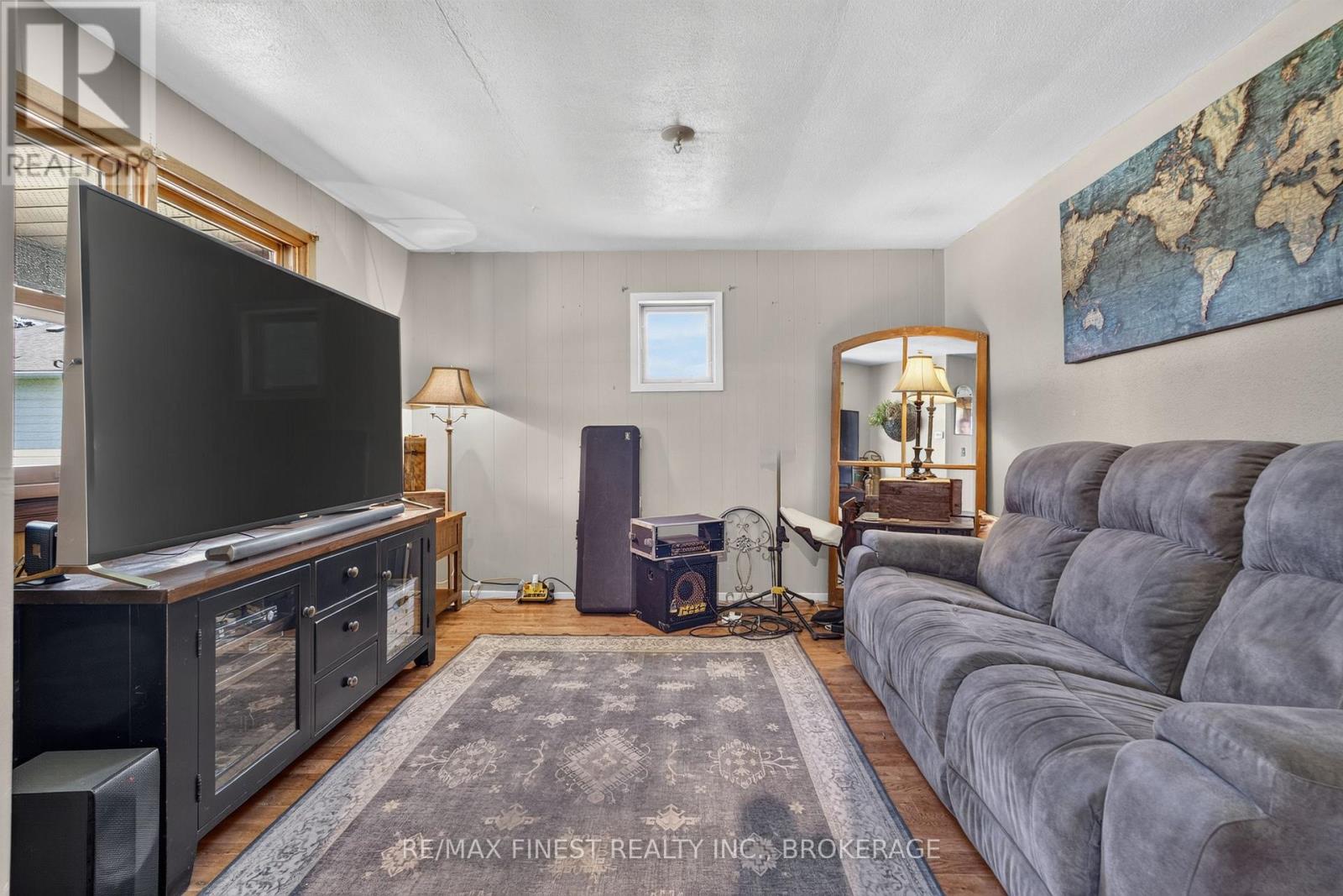 2270 MCIVOR ROAD - 18