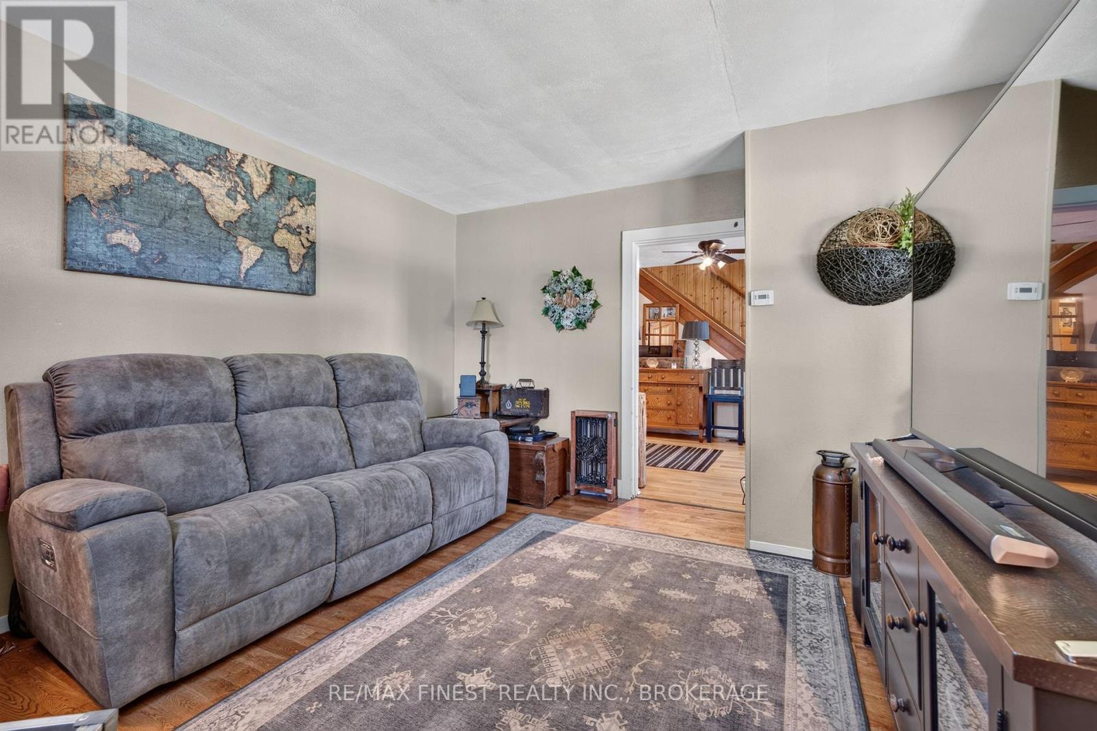 2270 MCIVOR ROAD - 19