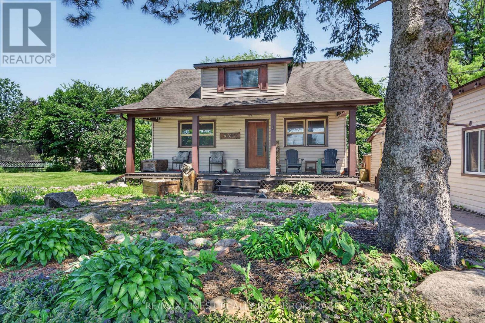 2270 MCIVOR ROAD - 6