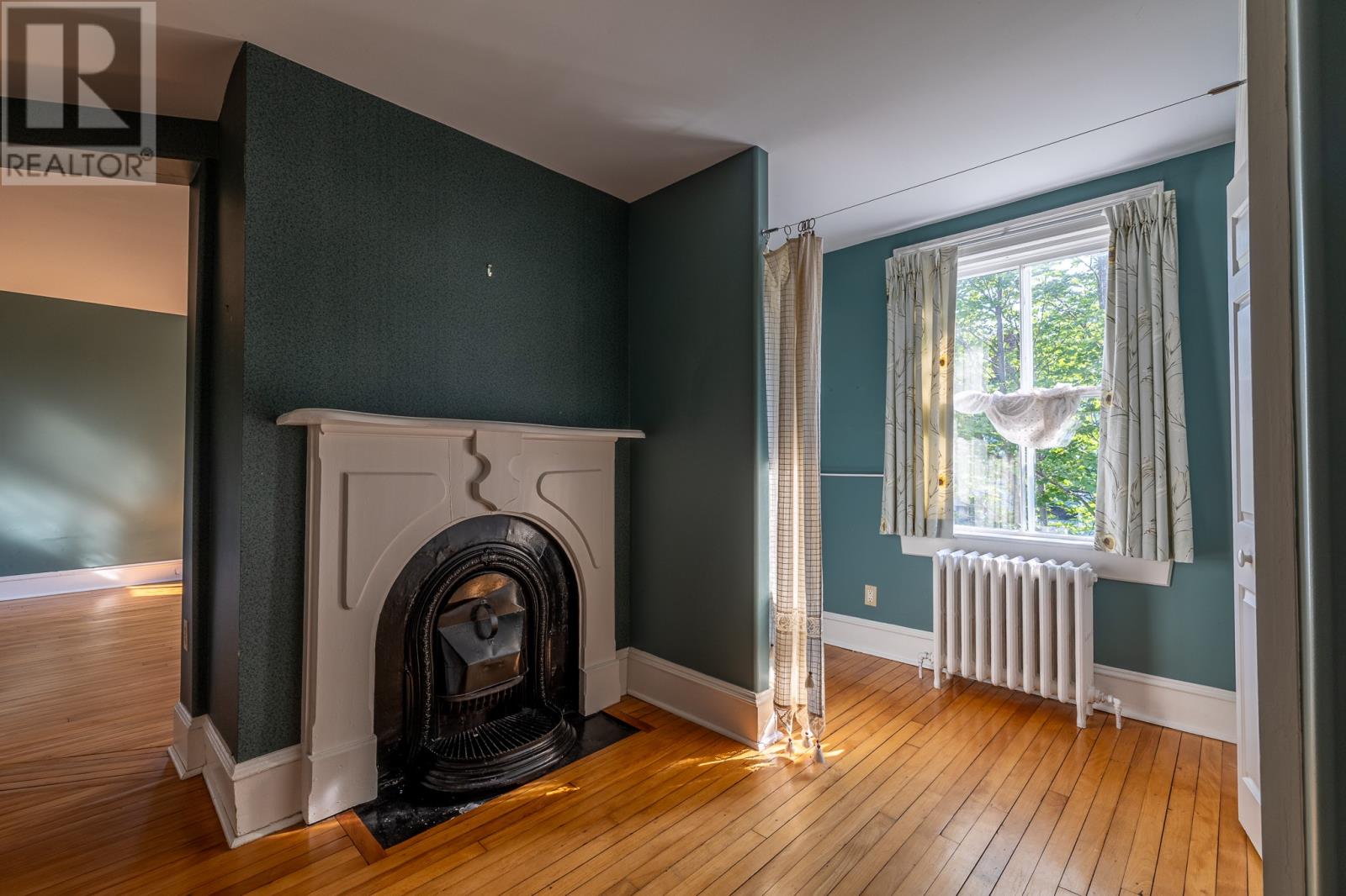 93 Forest Road - 19