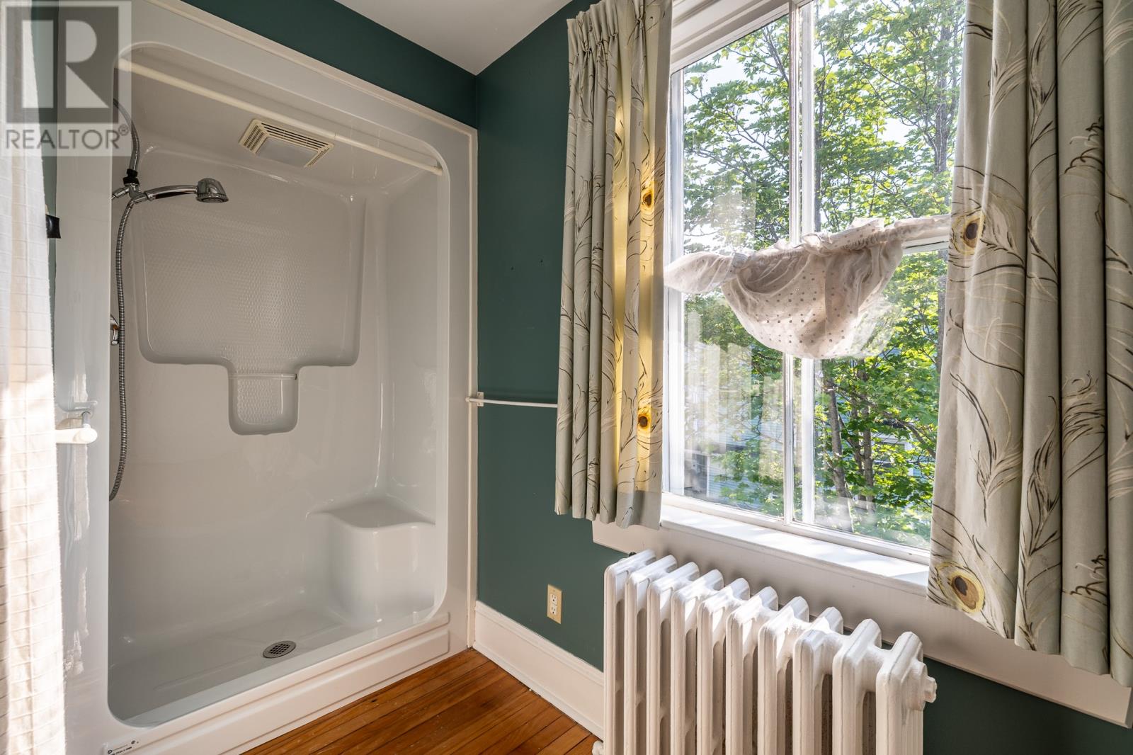93 Forest Road - 20