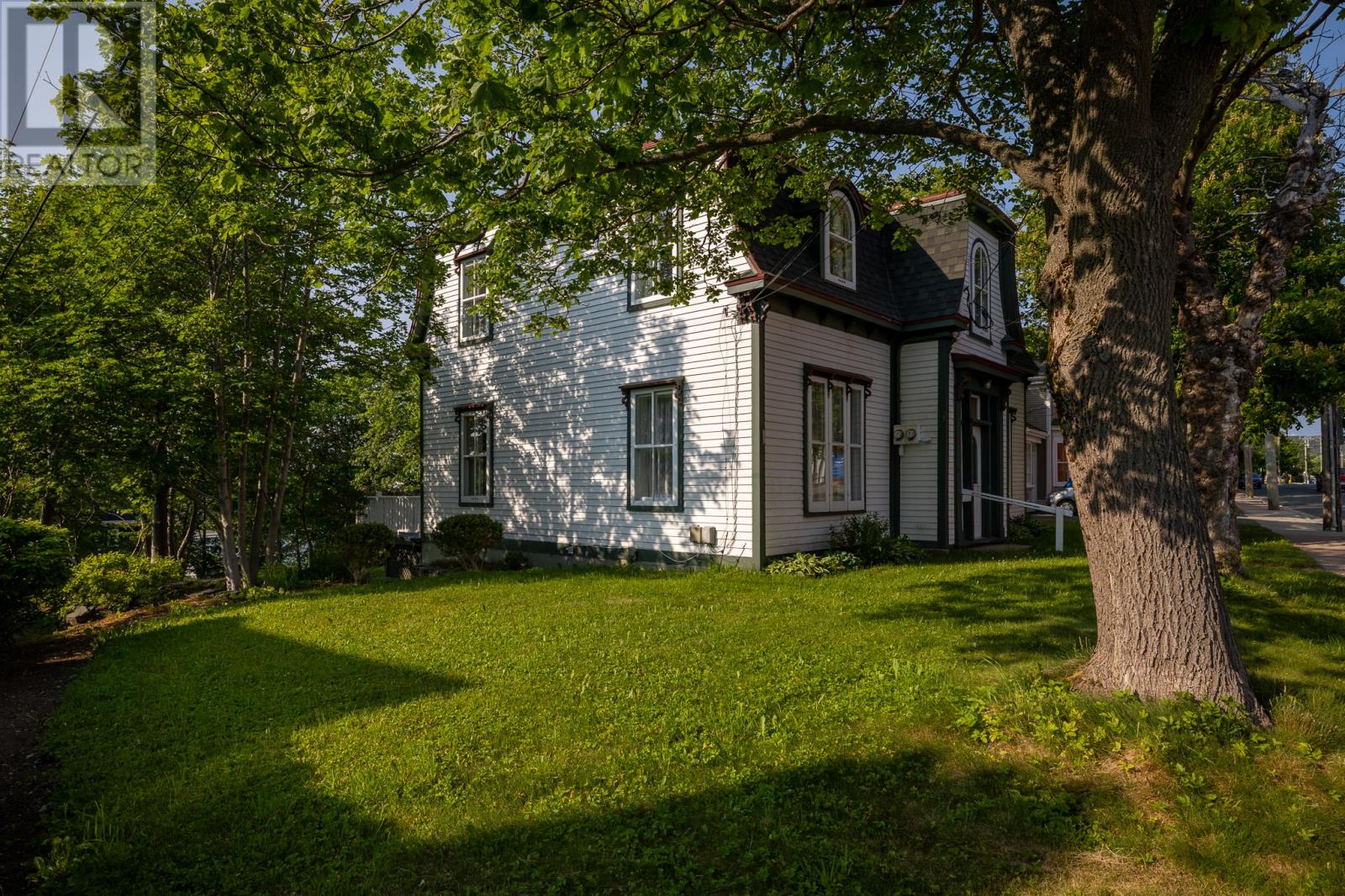 93 Forest Road - 30