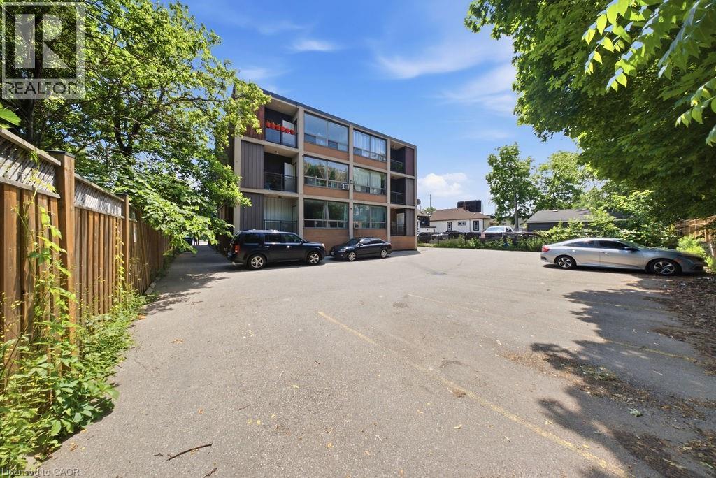 600 UPPER WELLINGTON Street - Image 12