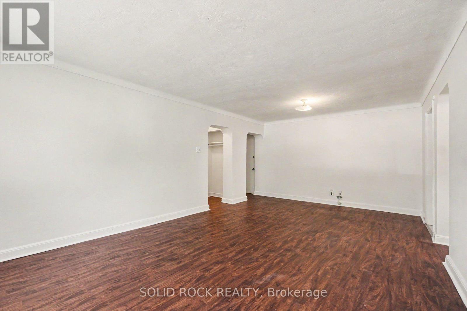 2 – 726 EDISON AVENUE, Ottawa. Luxury613. By Peter Sagos - Image 8