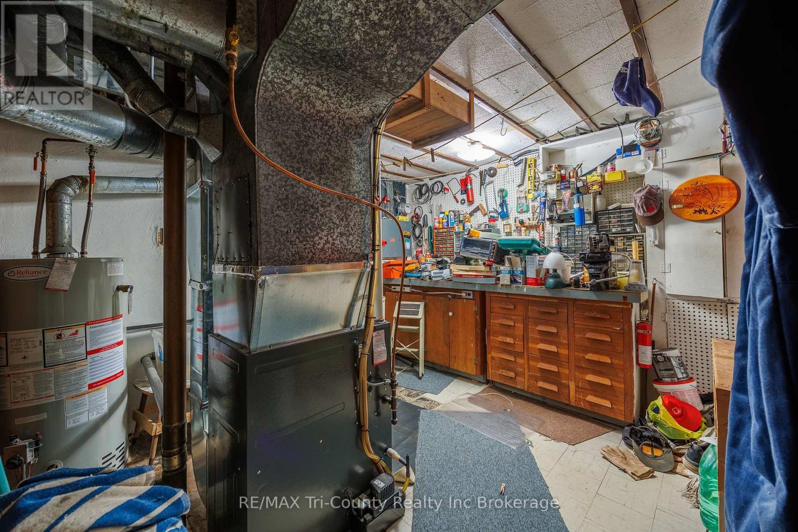 1393 THORMAN DRIVE - 18