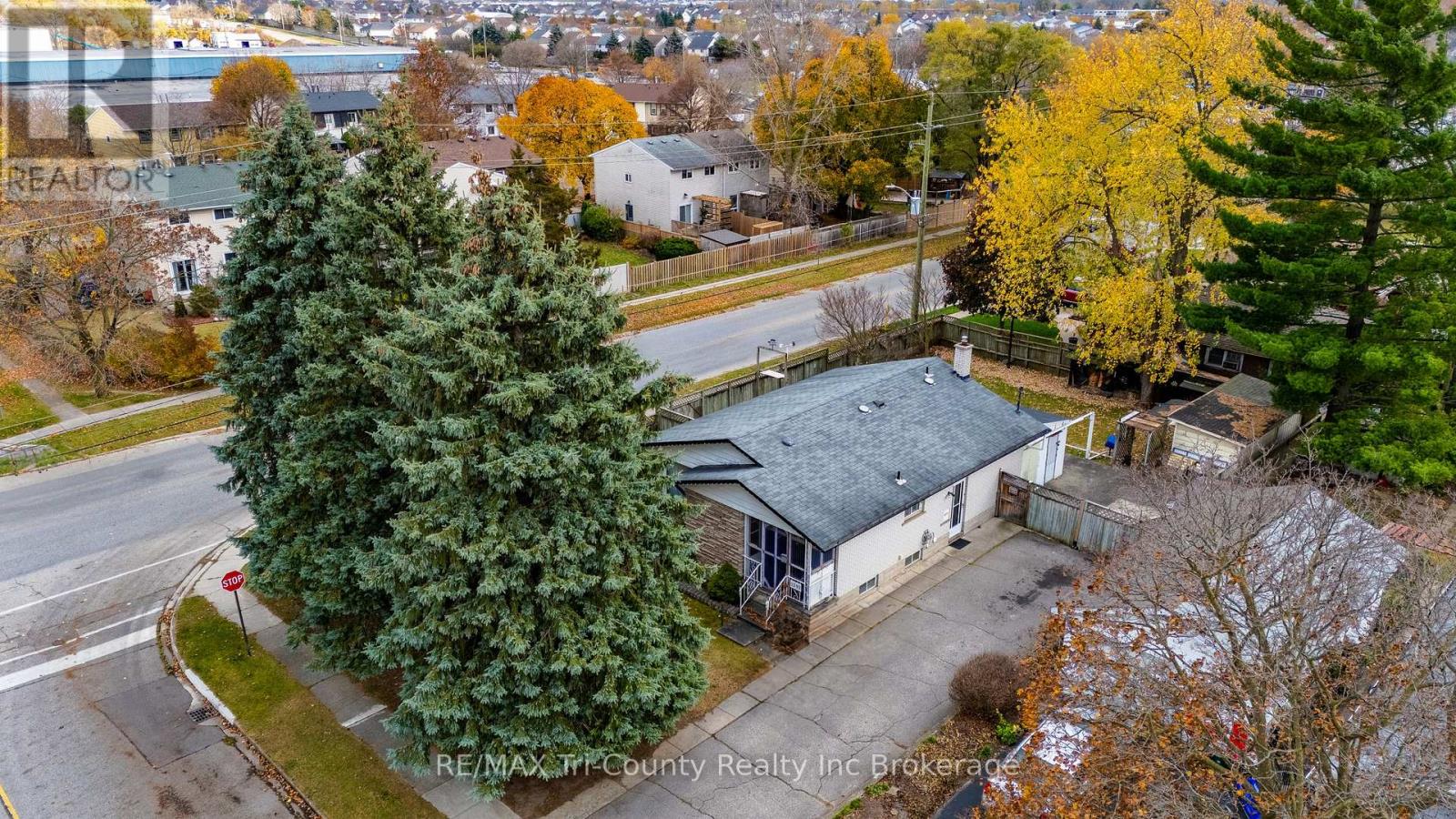 1393 THORMAN DRIVE - 30