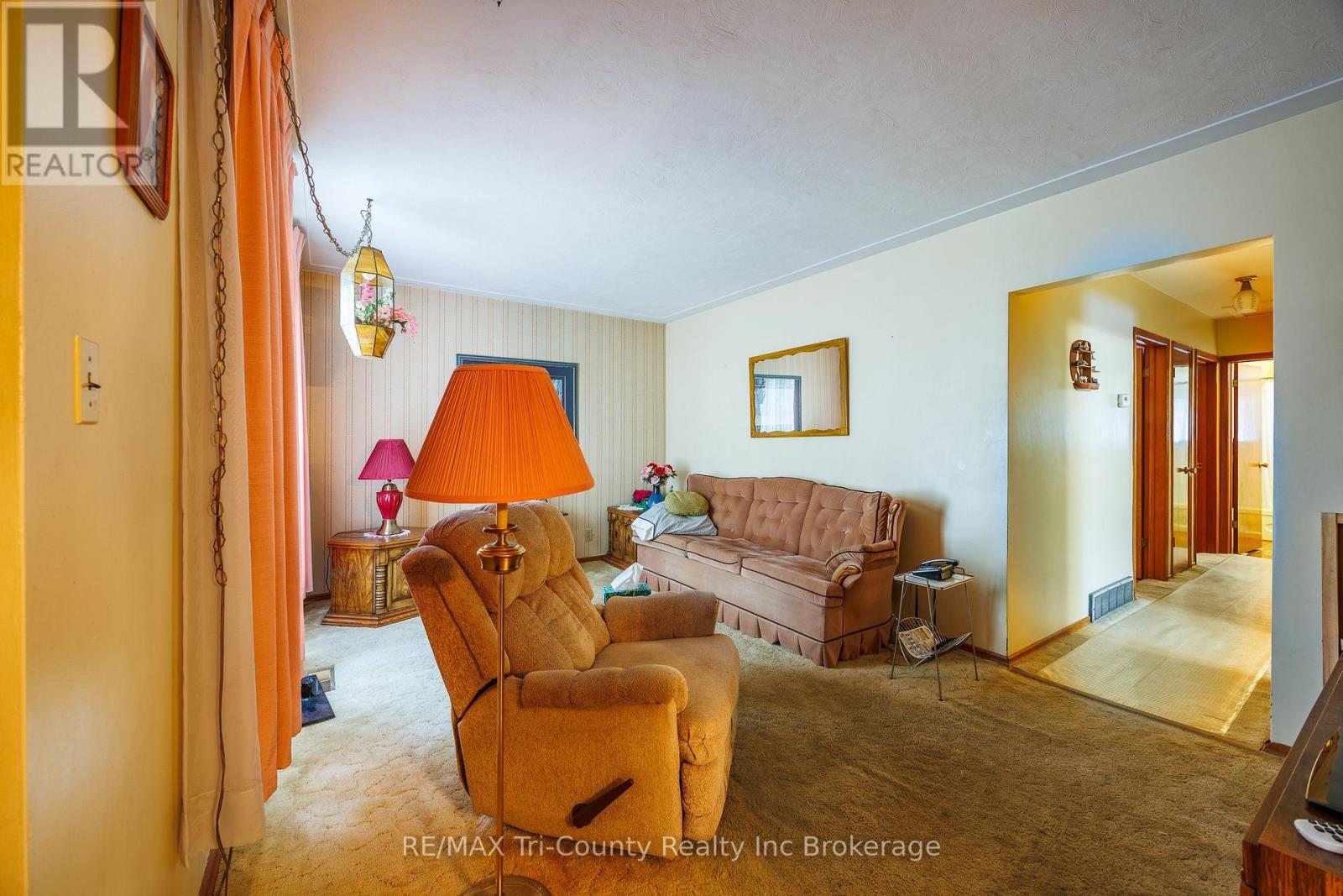 1393 THORMAN DRIVE - 9