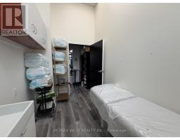 6 - 8707 Dufferin Street, Vaughan, ON L4J0A2 Photo 9