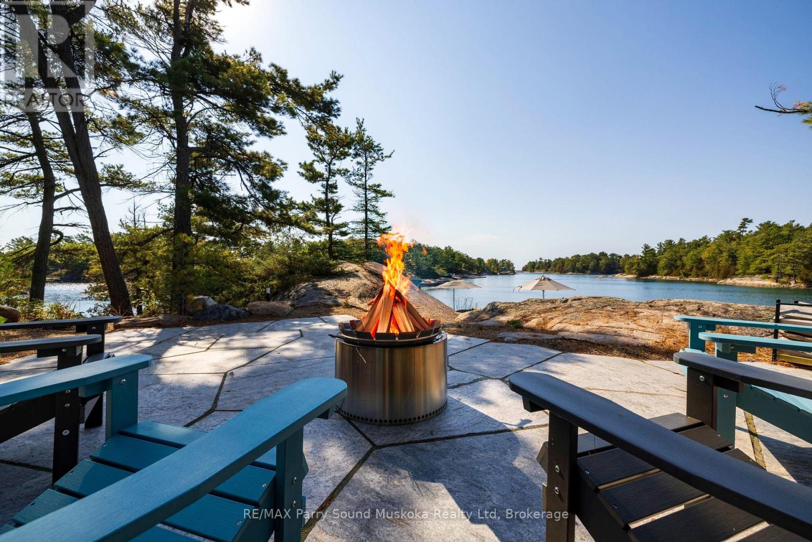 2 A258 (BLUEBERRY POINT) ISLAND - 4