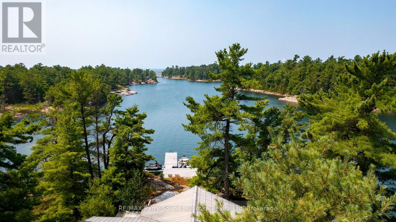 2 A258 (BLUEBERRY POINT) ISLAND - 40