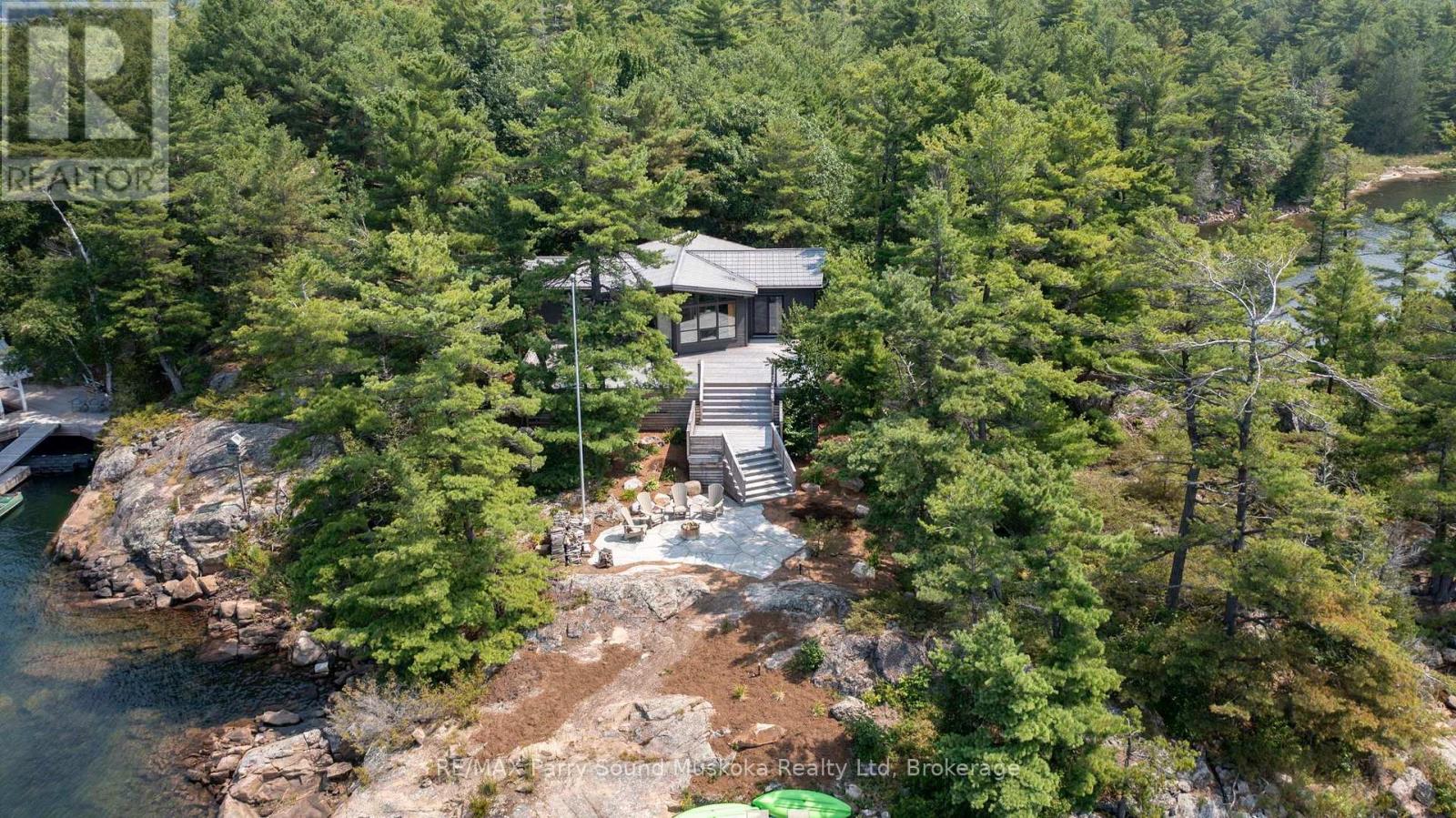 2 A258 (BLUEBERRY POINT) ISLAND - 41