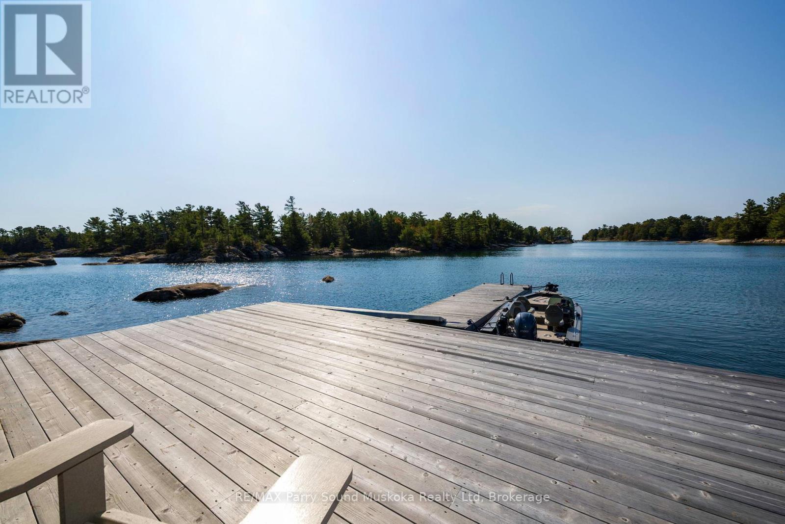 2 A258 (BLUEBERRY POINT) ISLAND - 48