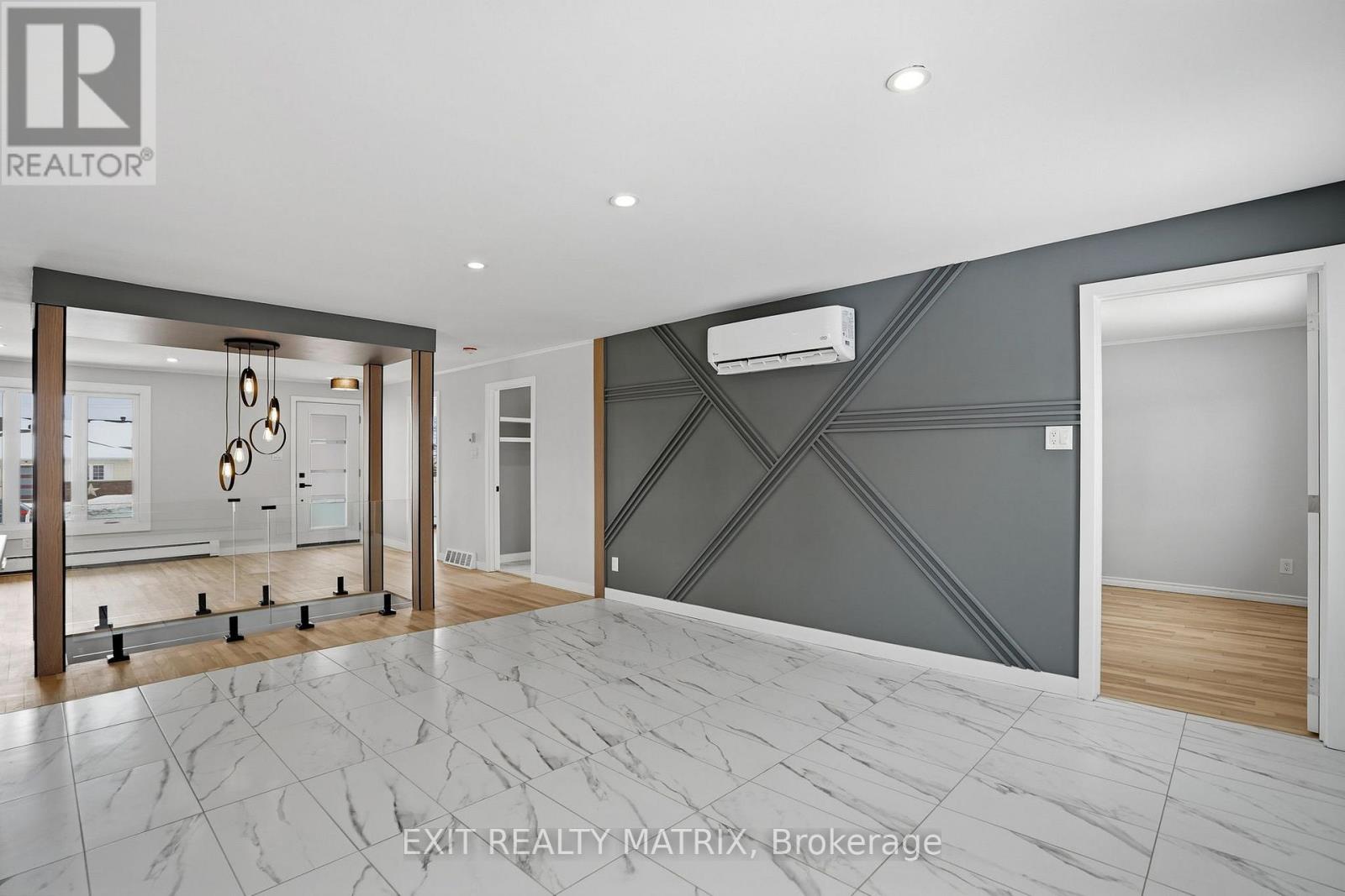 805 CARTIER BOULEVARD - 13