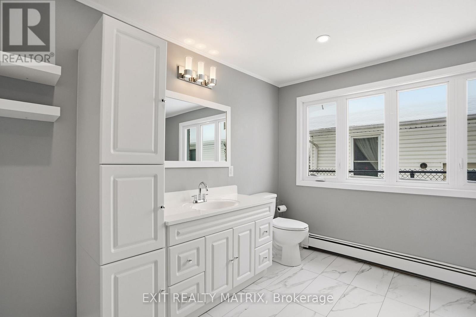 805 CARTIER BOULEVARD - 25